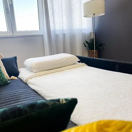 Cozy - Airport Apartament *