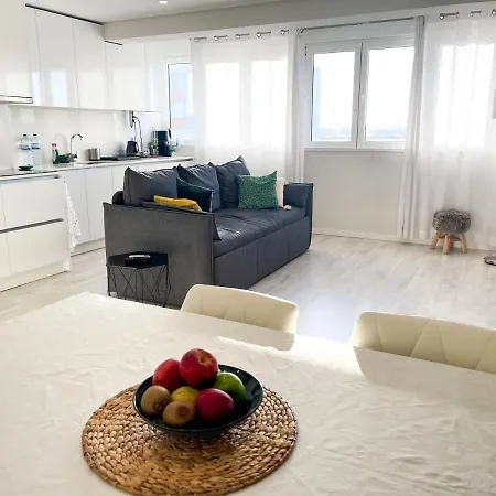 Airport Cozy * リスボン